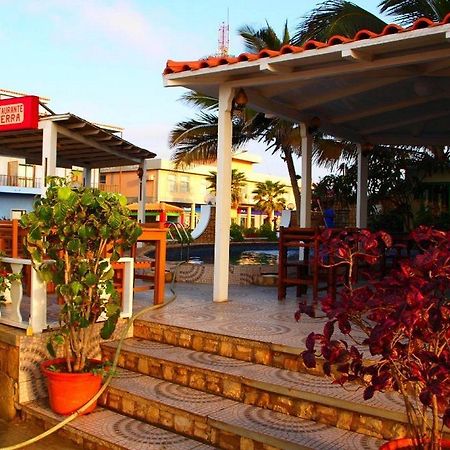 Hotel Nha Terra Santa Maria Esterno foto