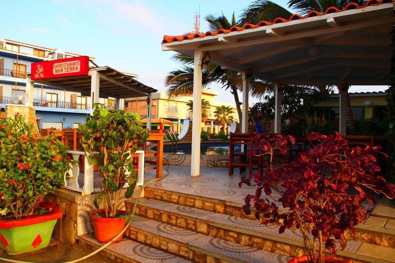 Hotel Nha Terra Santa Maria Esterno foto